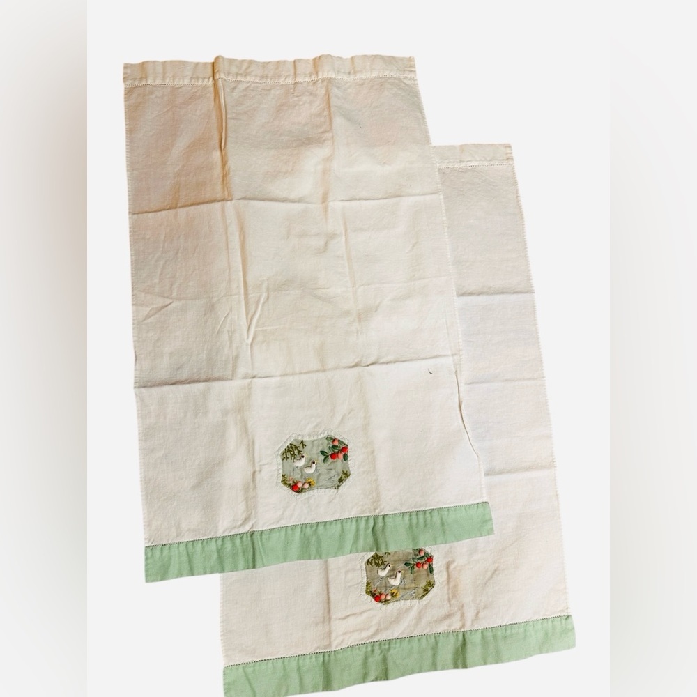 Vtg 1950's Duck Pond Hand-Embroidered Linen Tea Hand Guest Towels - Set of 2 - Picture 5 of 8